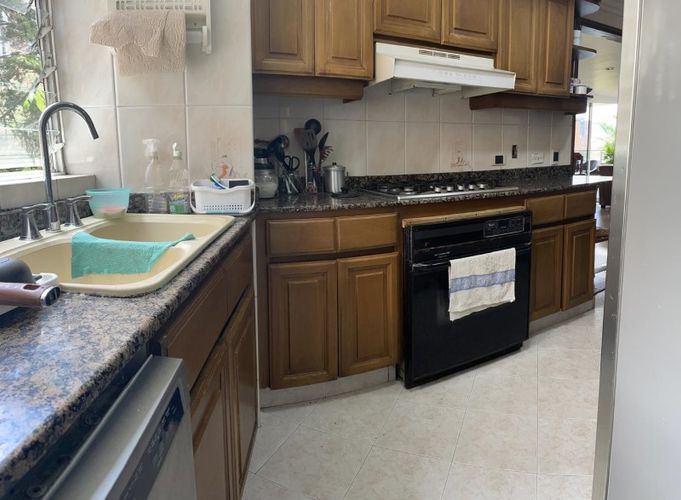 Apartamento de 4 alcobas en arriendo en El Poblado, Medellín, 320 m² · foto 7 de 12