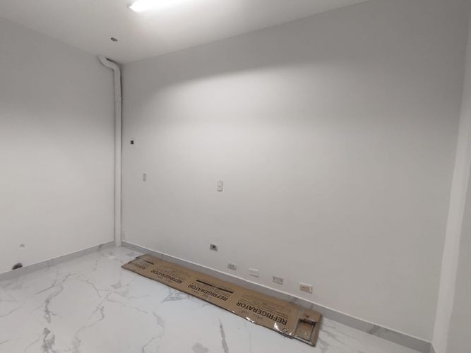Local en arriendo en San Benito, Medellín, 15 m² · foto 4 de 10