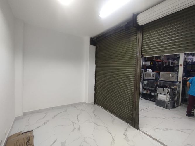 Local en arriendo en San Benito, Medellín, 15 m² · foto 8 de 10