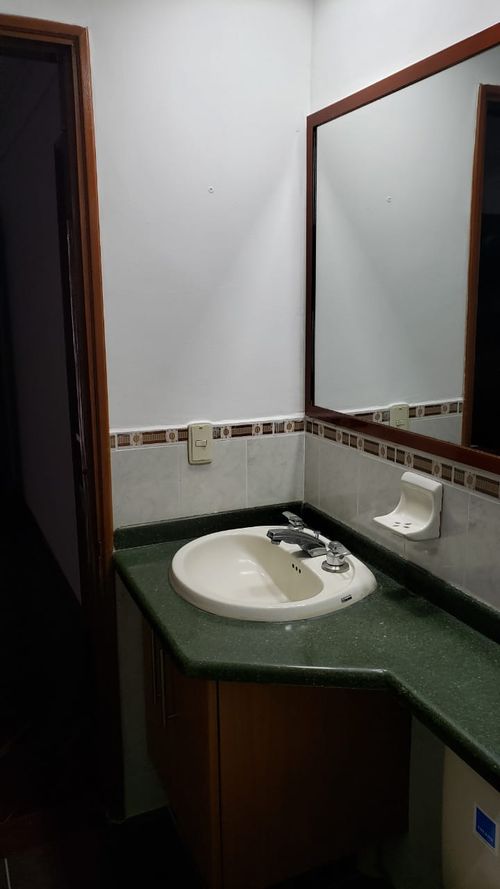 Apartaestudio en venta en Pinares, Pereira, 77 m² · foto 8 de 12