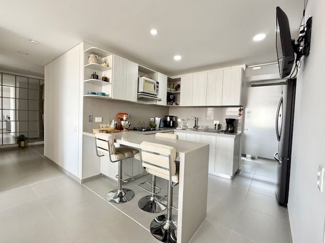 Apartamento de 2 alcobas en venta en Altos De Santa Isabel, Cali, 102 m² · foto 5 de 19