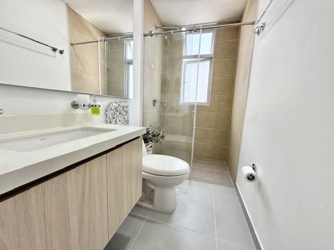 Apartamento de 2 alcobas en venta en Altos De Santa Isabel, Cali, 102 m² · foto 12 de 19
