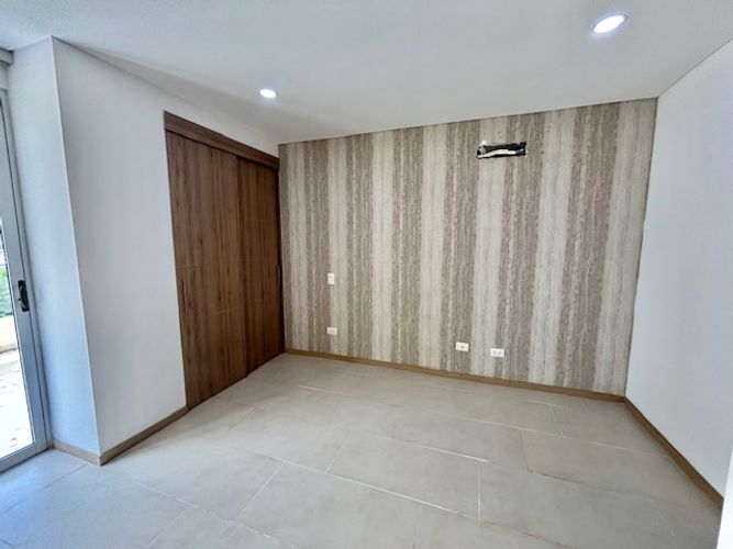 Apartamento de 3 alcobas en venta en Santa Monica, Cali, 247 m² · foto 10 de 24