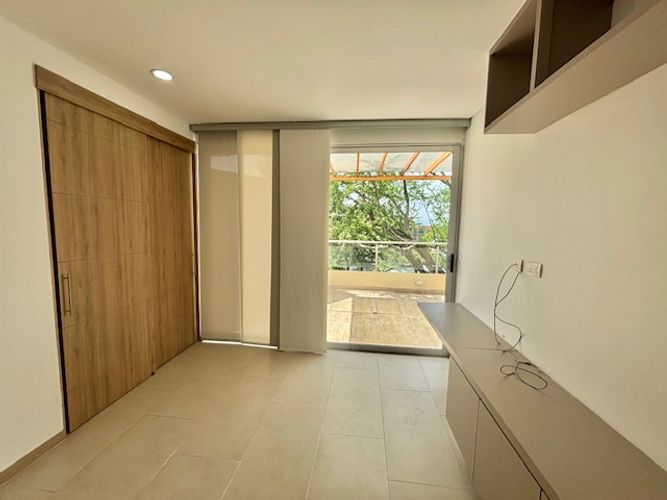 Apartamento de 3 alcobas en venta en Santa Monica, Cali, 247 m² · foto 11 de 24