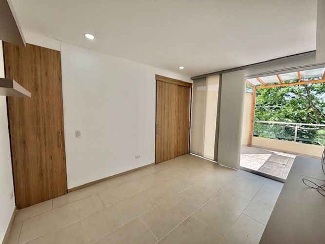 Apartamento de 3 alcobas en venta en Santa Monica, Cali, 247 m² · foto 15 de 24