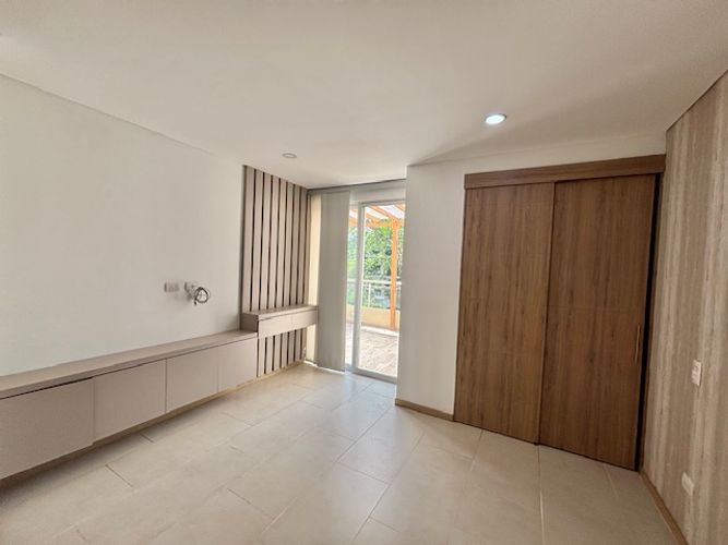 Apartamento de 3 alcobas en venta en Santa Monica, Cali, 247 m² · foto 17 de 24
