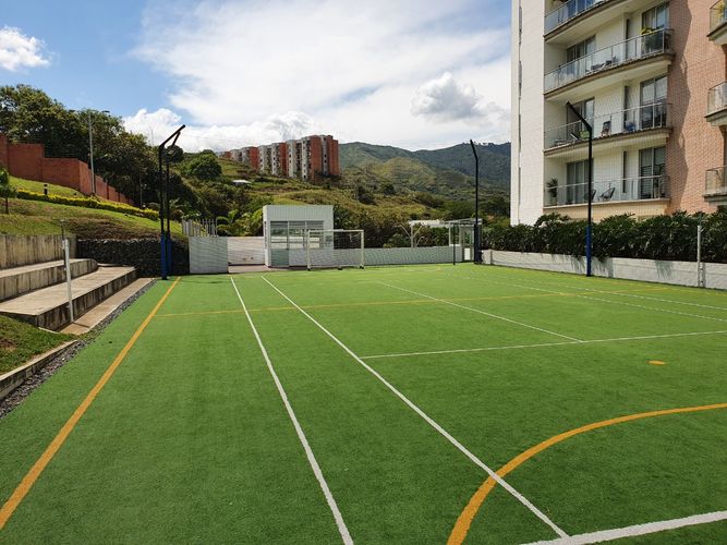 Apartamento de 4 alcobas en venta en Aguacatal, Cali, 200 m² · foto 14 de 24
