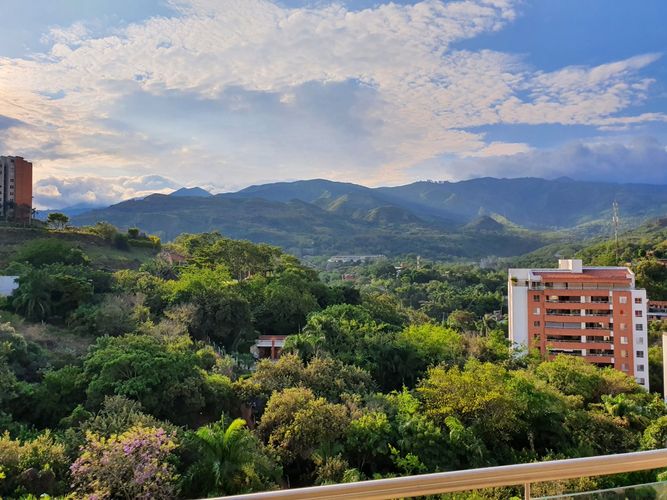 Apartamento de 4 alcobas en venta en Aguacatal, Cali, 200 m² · foto 15 de 24