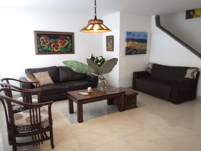 Casa de 4 alcobas en venta en La Flora, Cali, 267 m² · foto 2 de 14