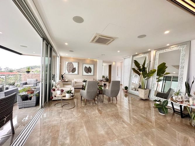 Casa de 4 alcobas en venta en Bellavista, Cali, 511 m² · foto 2 de 24