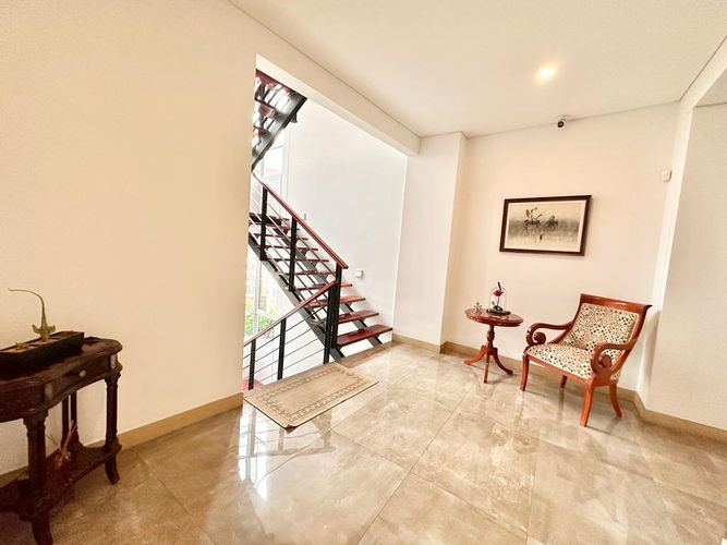 Casa de 4 alcobas en venta en Bellavista, Cali, 511 m² · foto 6 de 24