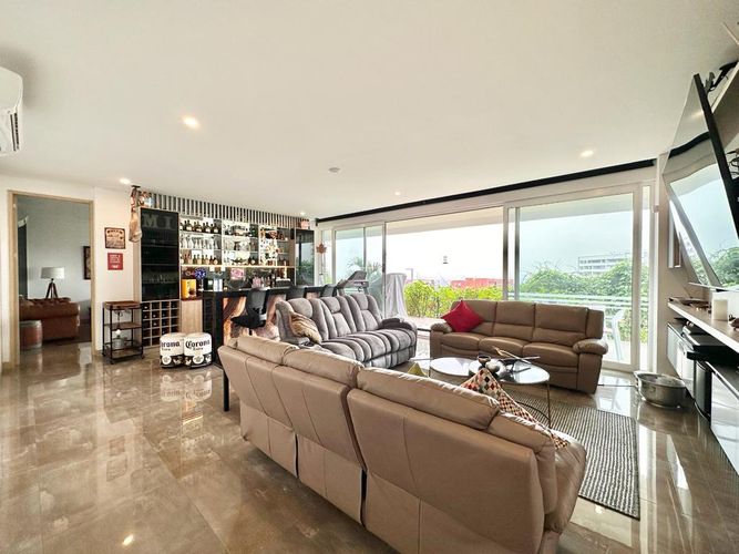 Casa de 4 alcobas en venta en Bellavista, Cali, 511 m² · foto 7 de 24