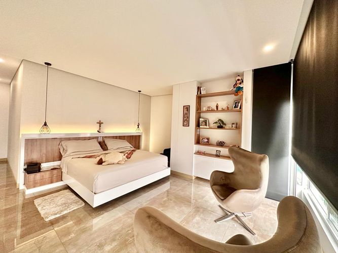 Casa de 4 alcobas en venta en Bellavista, Cali, 511 m² · foto 9 de 24