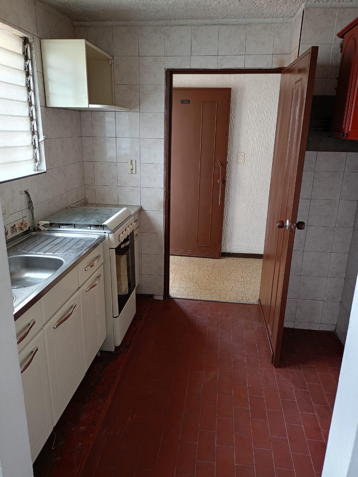 Apartamento en venta en Ciudad Los Alamos, Cali · foto 6 de 15