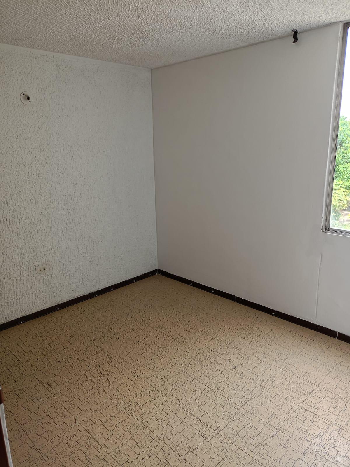 Apartamento en venta en Ciudad Los Alamos, Cali · foto 10 de 15