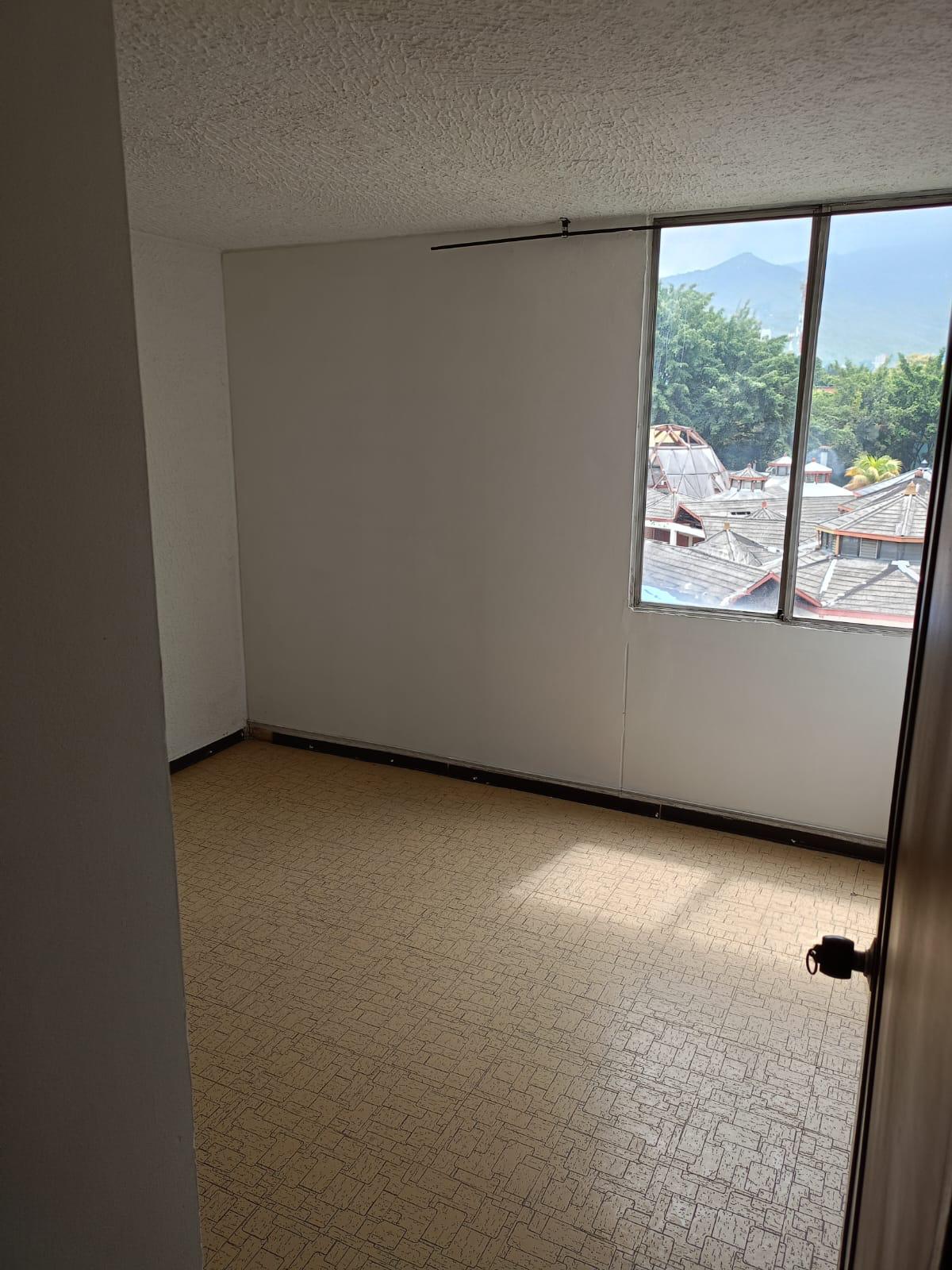 Apartamento en venta en Ciudad Los Alamos, Cali · foto 14 de 15