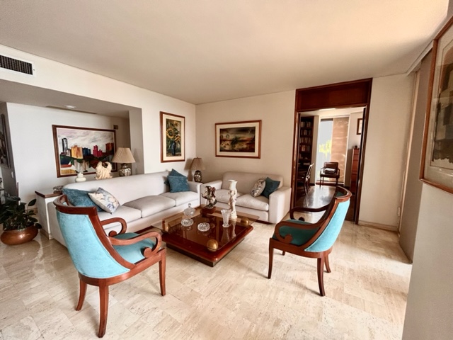Apartamento en venta en La Arboleda, Cali · foto 5 de 24