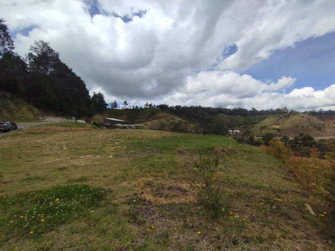 Lote en venta en Pantanillo, El Retiro, 1714 m² · foto 9 de 16