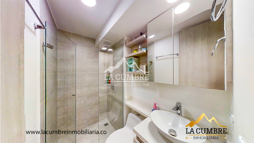 Apartamento de 3 alcobas en venta en Castropol, Medellín, 98 m² · foto 11 de 13
