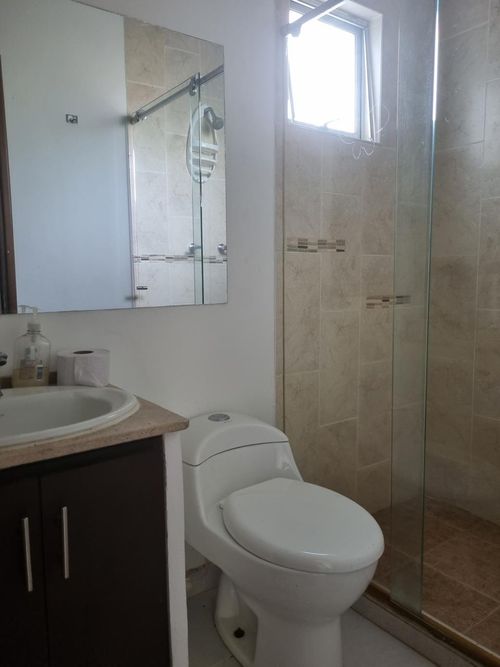Casa de 3 alcobas en arriendo en Bosques De Peñalisa, Ricaurte, 800 m² · foto 8 de 24
