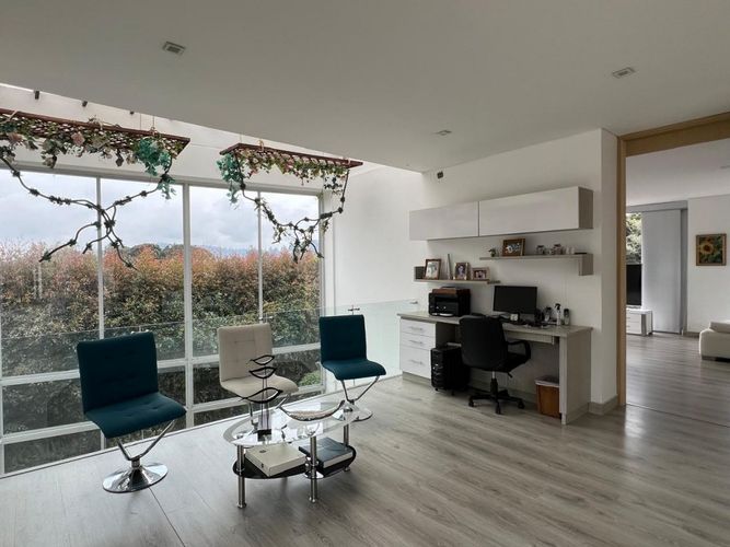 Casa en venta en Loma Del Chocho, Envigado · foto 7 de 20