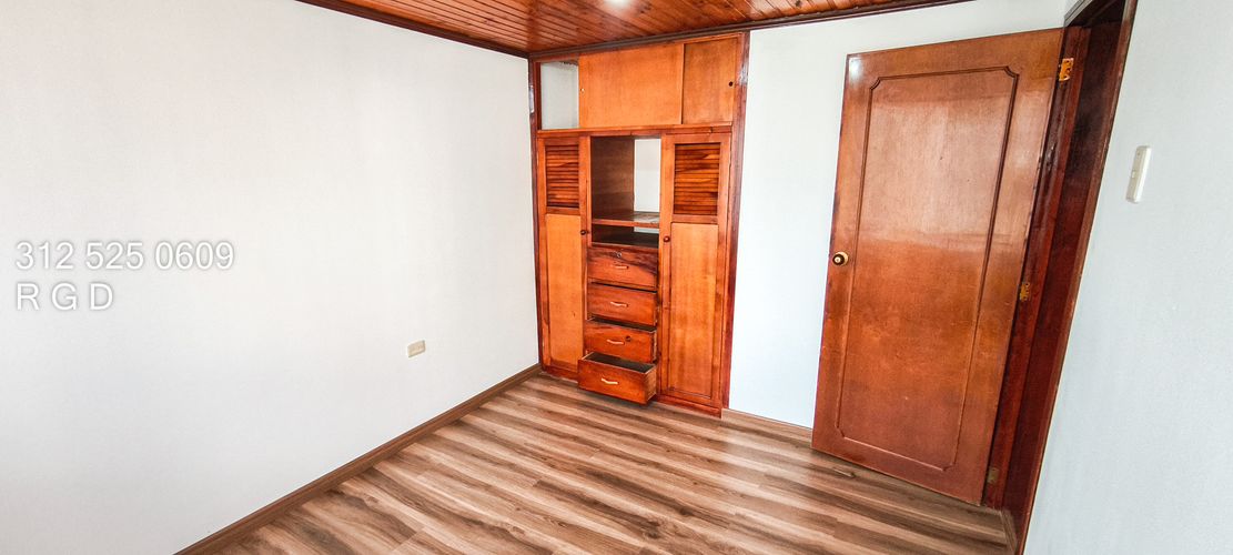 Casa de 5 alcobas en venta en Centro, Sopó, 150 m² · foto 15 de 24
