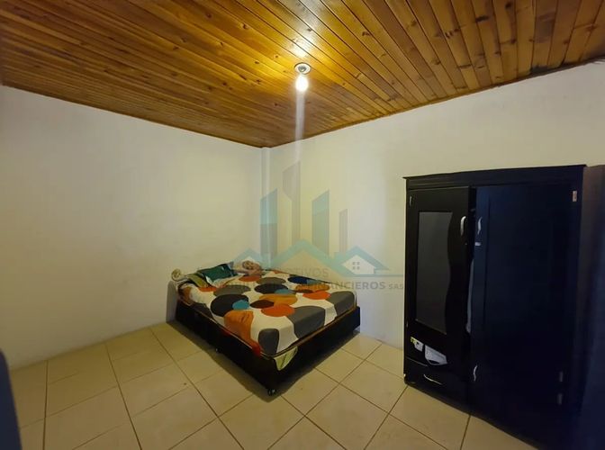 Casa de 2 alcobas en venta en Girardot, Girardot, 210 m² · foto 6 de 11