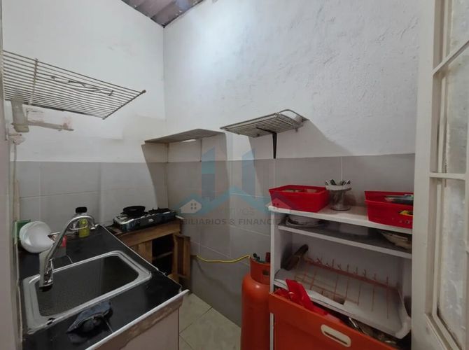 Casa de 2 alcobas en venta en Girardot, Girardot, 210 m² · foto 5 de 11