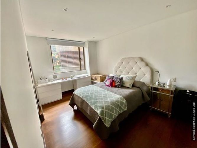 Apartamento en venta en Los Rosales, Bogotá · foto 16 de 23