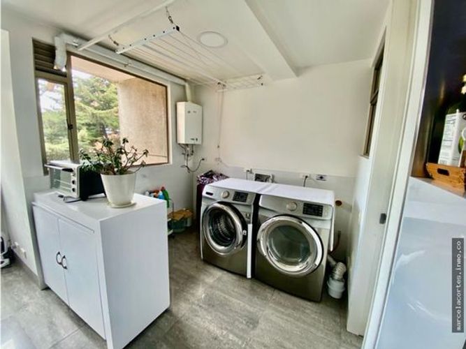 Apartamento en venta en Los Rosales, Bogotá · foto 9 de 23