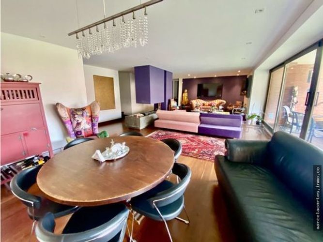 Apartamento en venta en Los Rosales, Bogotá · foto 2 de 23