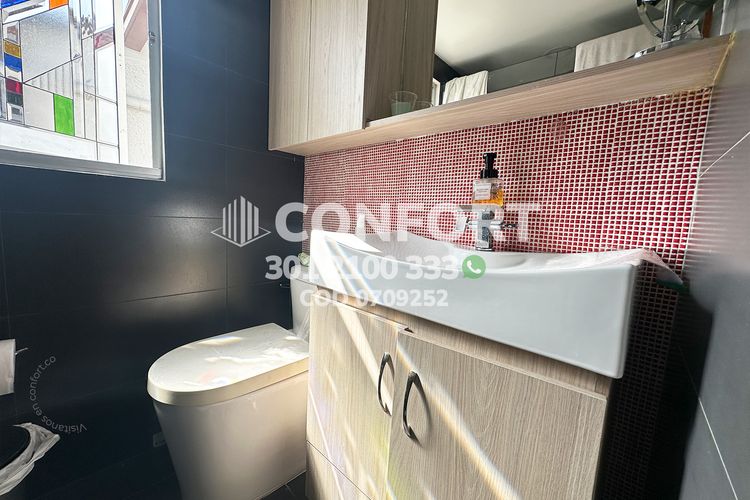 Casa de 4 alcobas en arriendo en Villas Del Vallejuelo, Envigado, 150 m² · foto 8 de 24