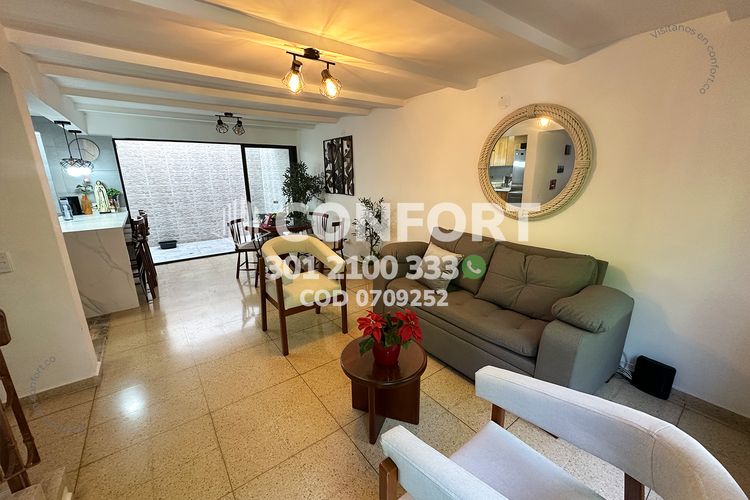 Casa de 4 alcobas en arriendo en Villas Del Vallejuelo, Envigado, 150 m² · foto 15 de 24