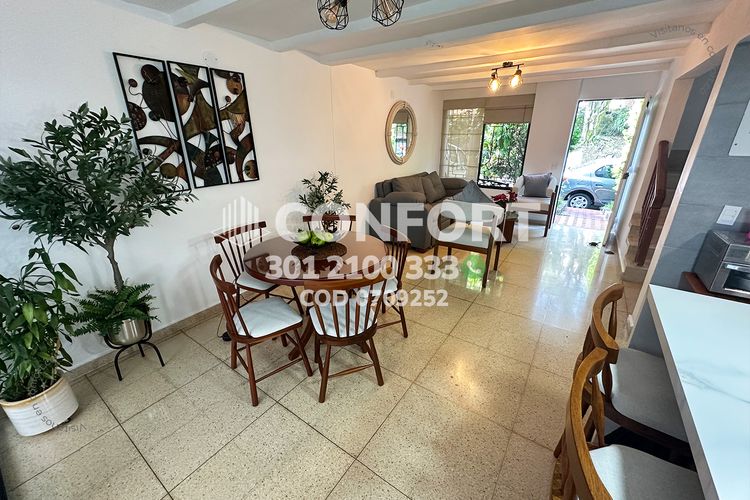 Casa de 4 alcobas en arriendo en Villas Del Vallejuelo, Envigado, 150 m² · foto 16 de 24