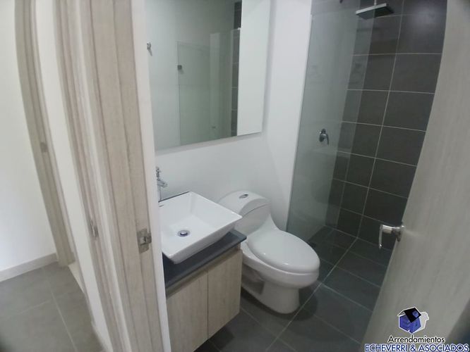 Apartamento de 3 alcobas en arriendo en Loma Del Escobero, Envigado, 120 m² · foto 14 de 14