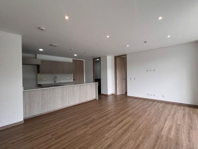 Apartamento de 2 alcobas en venta en El Porvenir, Rionegro, 101 m² · foto 3 de 14