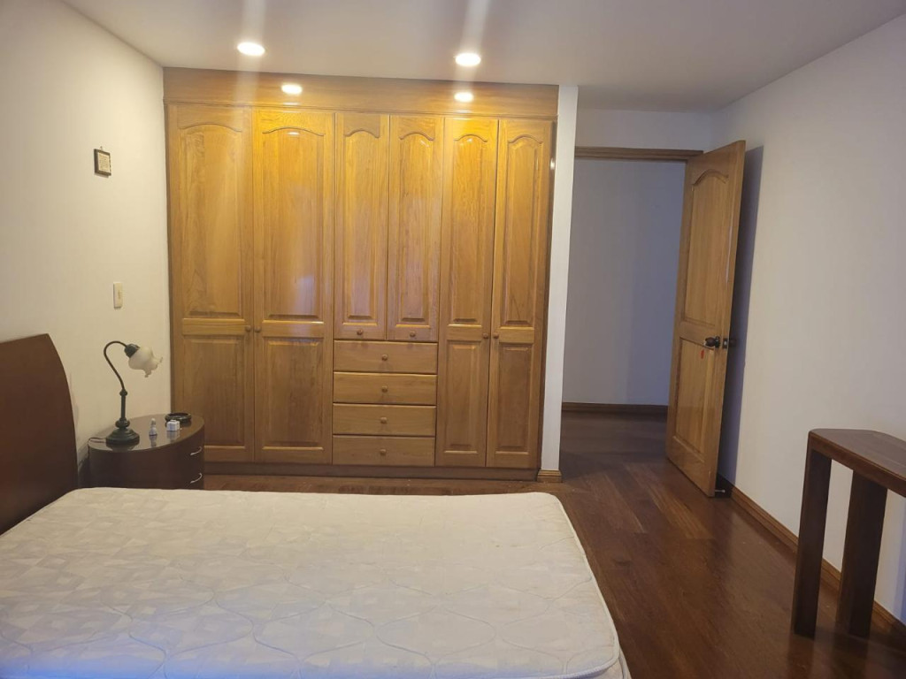 Apartamento en venta en Los Rosales, Bogotá · foto 10 de 20