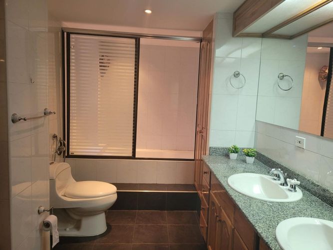 Apartamento en venta en Los Rosales, Bogotá · foto 16 de 20