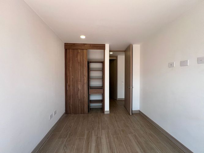 Apartamento de 2 alcobas en arriendo en Chipre, Rionegro, 77 m² · foto 10 de 13