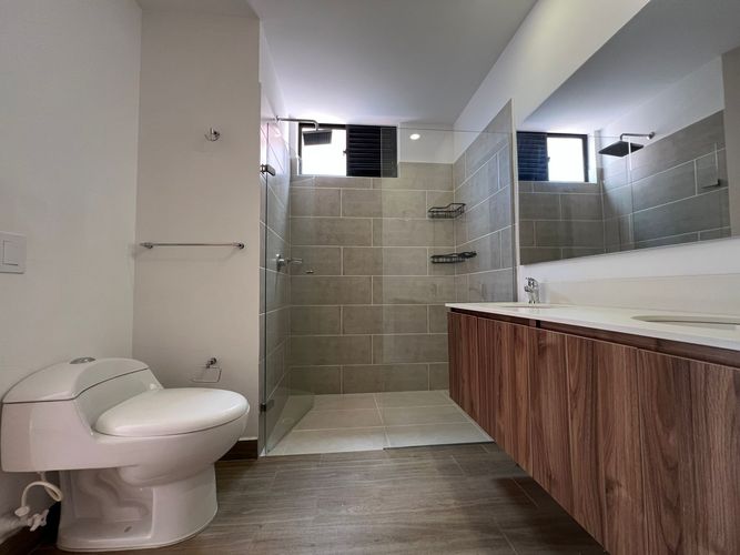 Apartamento de 2 alcobas en arriendo en Chipre, Rionegro, 77 m² · foto 12 de 13
