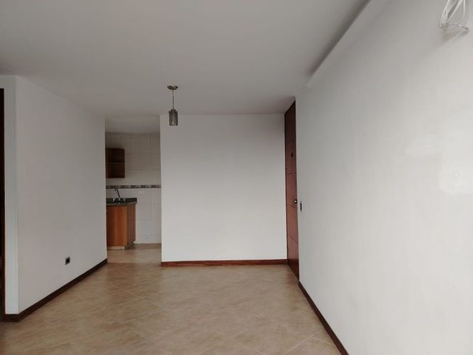 Apartamento de 3 alcobas en arriendo en La Florida, Medellín, 75 m² · foto 4 de 17