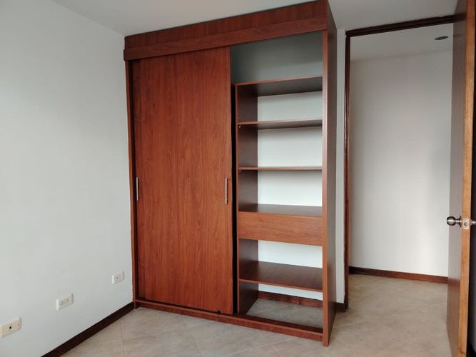 Apartamento de 3 alcobas en arriendo en La Florida, Medellín, 75 m² · foto 8 de 17