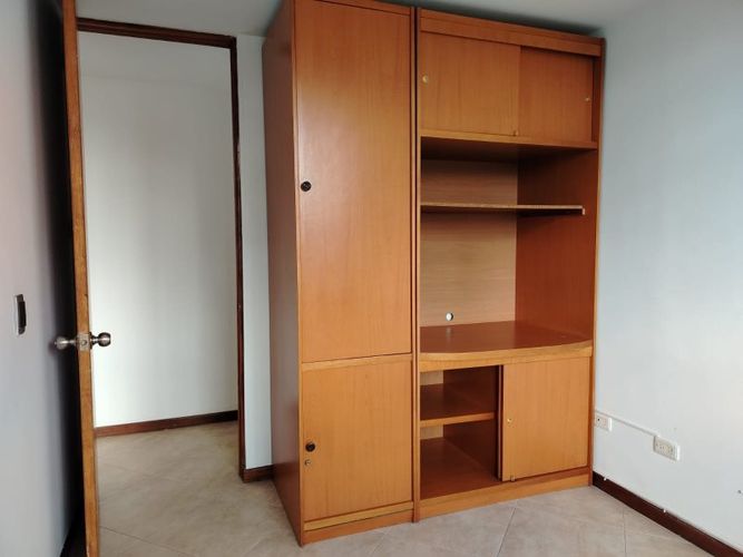 Apartamento de 3 alcobas en arriendo en La Florida, Medellín, 75 m² · foto 11 de 17
