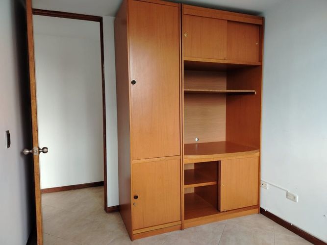 Apartamento de 3 alcobas en arriendo en La Florida, Medellín, 75 m² · foto 12 de 17
