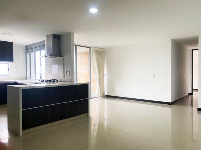 Apartamento de 2 alcobas en venta en Escobero, Envigado, 120 m² · foto 4 de 20