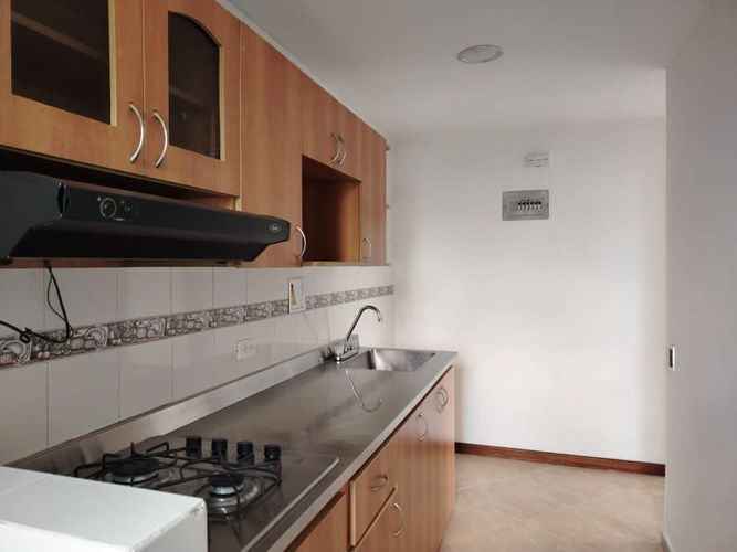 Apartamento de 3 alcobas en arriendo en La Florida, Medellín, 80 m² · foto 3 de 22
