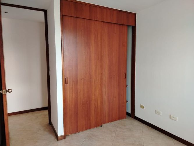 Apartamento de 3 alcobas en arriendo en La Florida, Medellín, 80 m² · foto 12 de 22