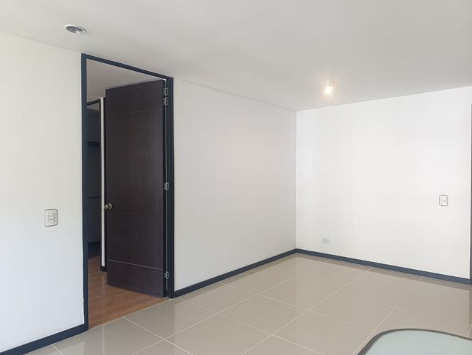 Apartamento de 1 alcoba en arriendo en El Poblado, Medellín, 61 m² · foto 5 de 11