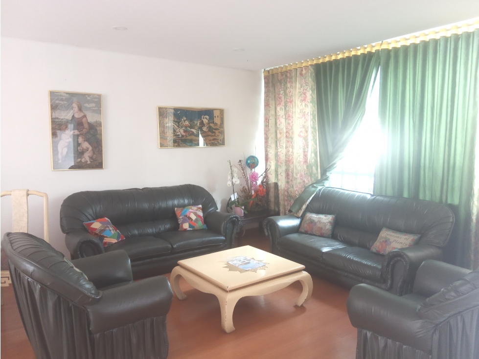 Casa en venta en Gran America, Bogotá · foto 3 de 24