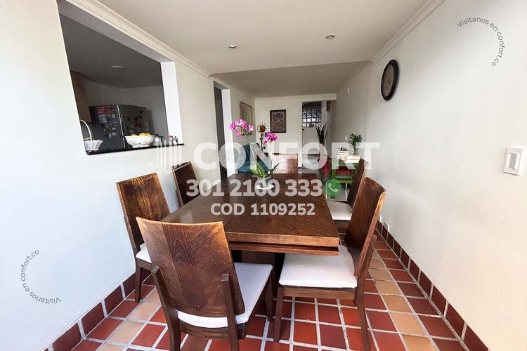 Casa de 3 alcobas en arriendo en Las Brujas, Envigado, 163 m² · foto 5 de 24